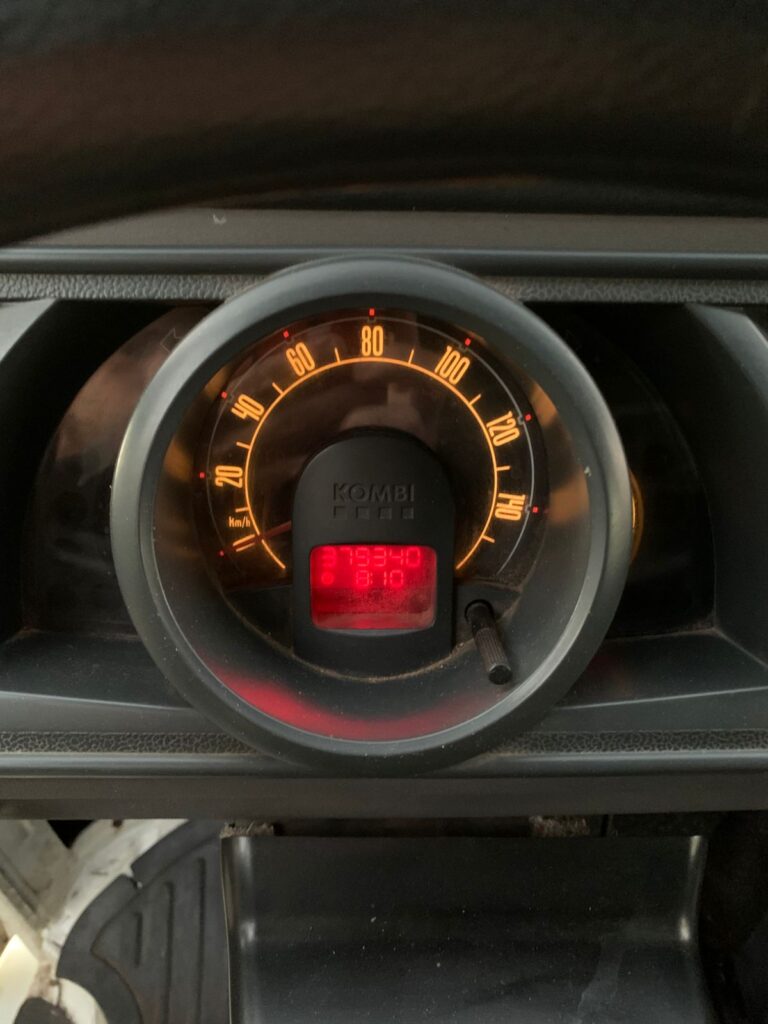 WhatsApp Image 2025-10-20 at 23.13.31 (1)