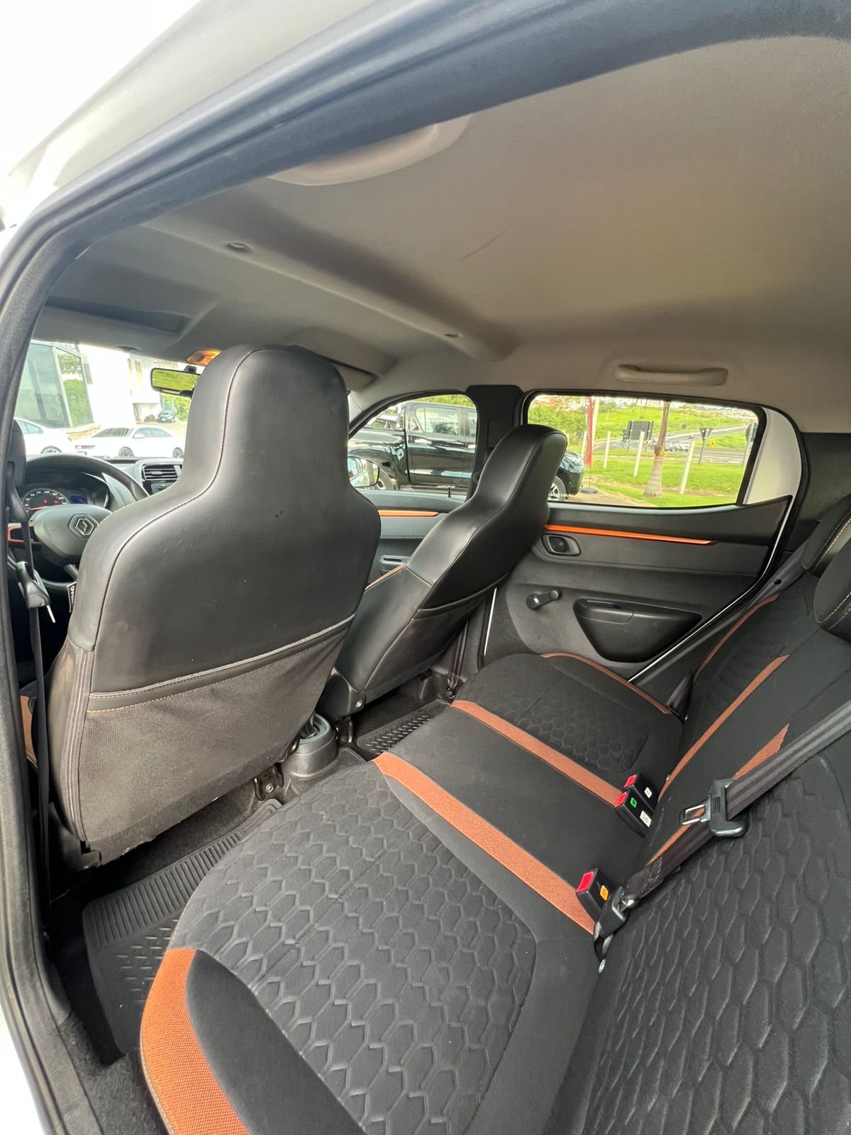 WhatsApp Image 2025-12-03 at 17.48.31 (6)